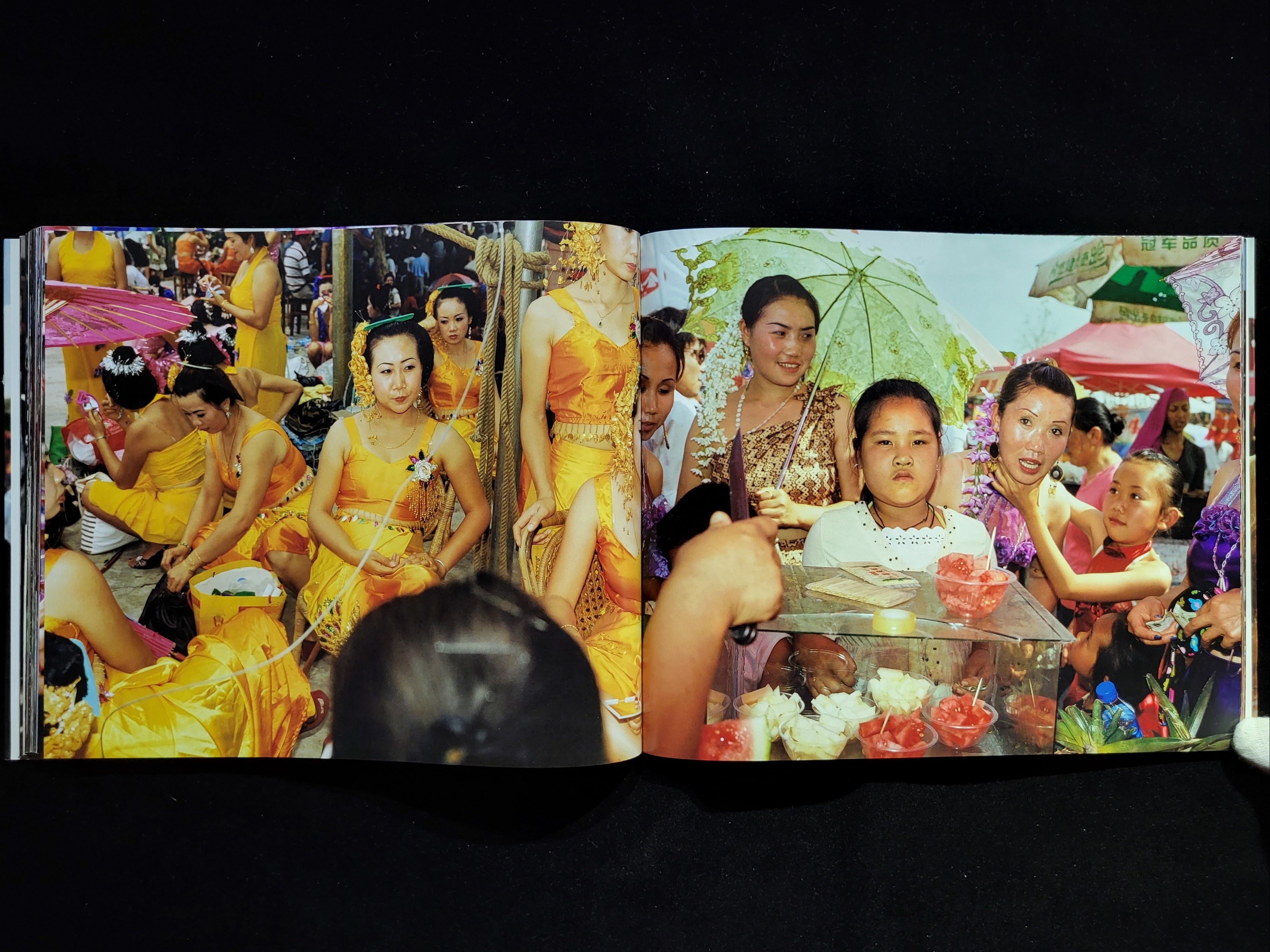 LOOK AT THIS PEOPLE / Eric | hiponoz攝影書店