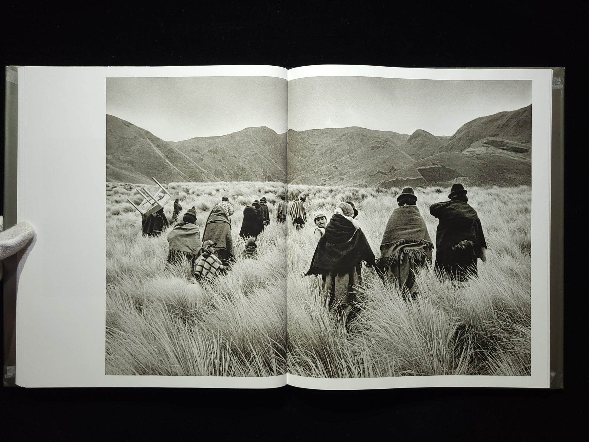 An Uncertain Grace Sebastiao Salgado