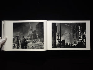 Here Is New York: A Democracy of Photographs Gilles Peress