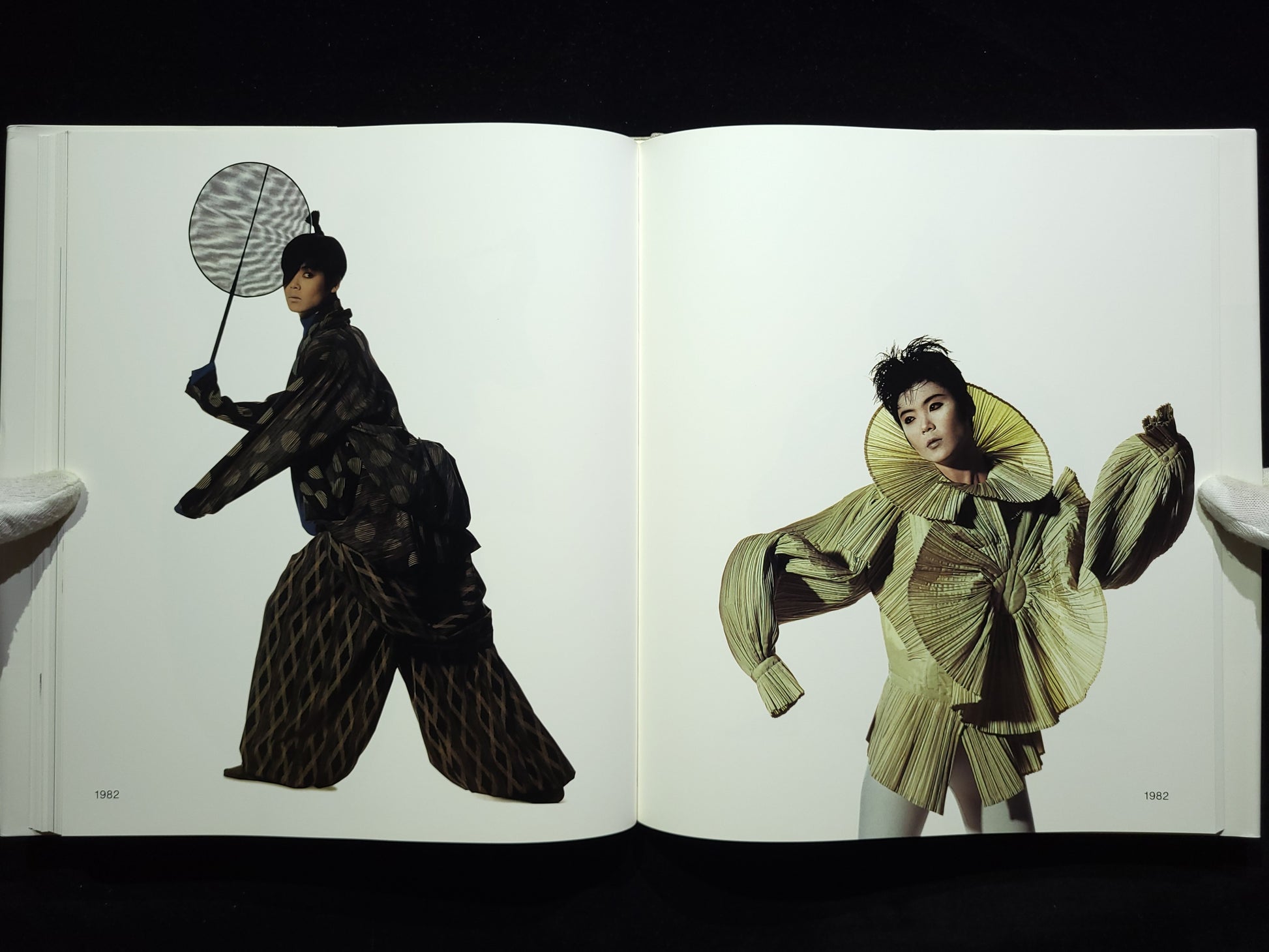 Irving Penn Regards the Work of Issey Miyake Photographs 1975-1998