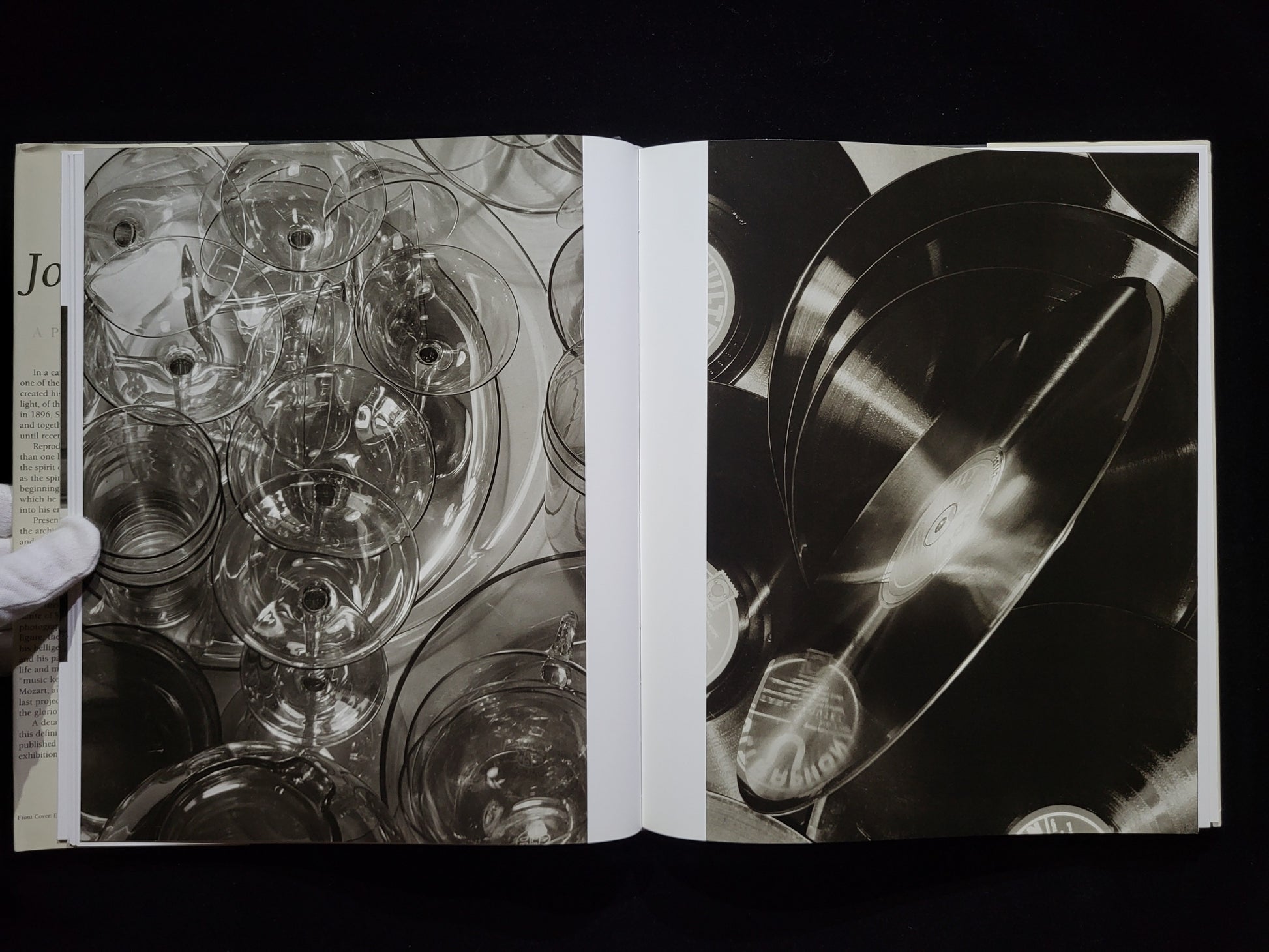 Poet Of Prague / Josef Sudek