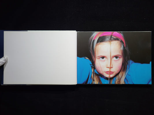 Trust / Adam Broomberg & Oliver Chanarin