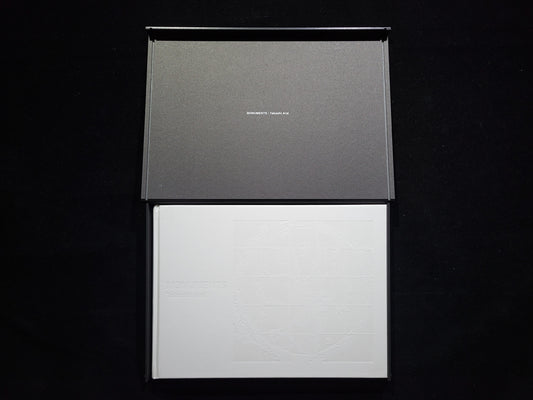 Monuments / 新井卓