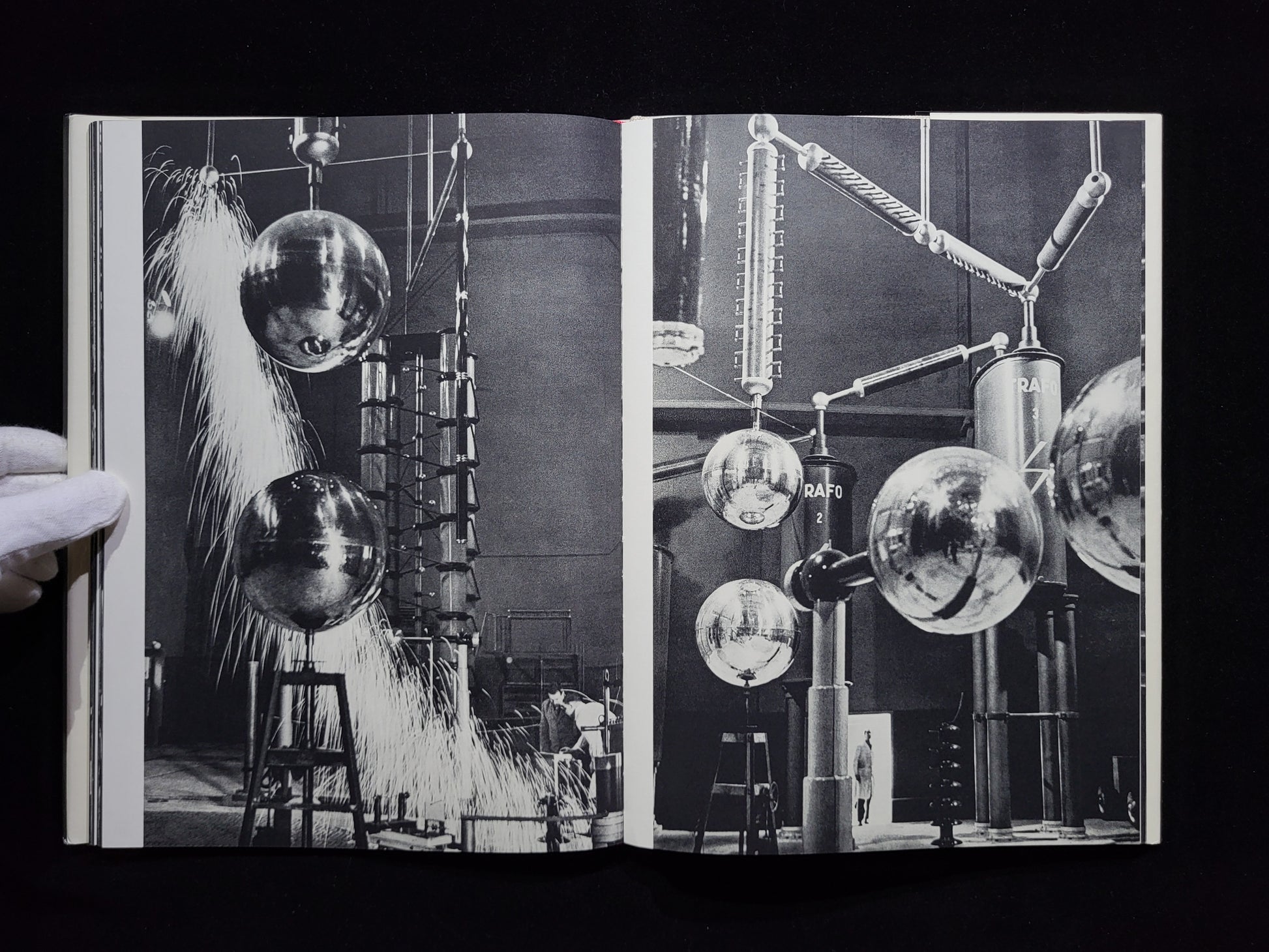 Fabrik / Jakob Tuggener