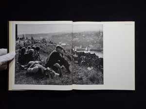 The English / Ian Berry