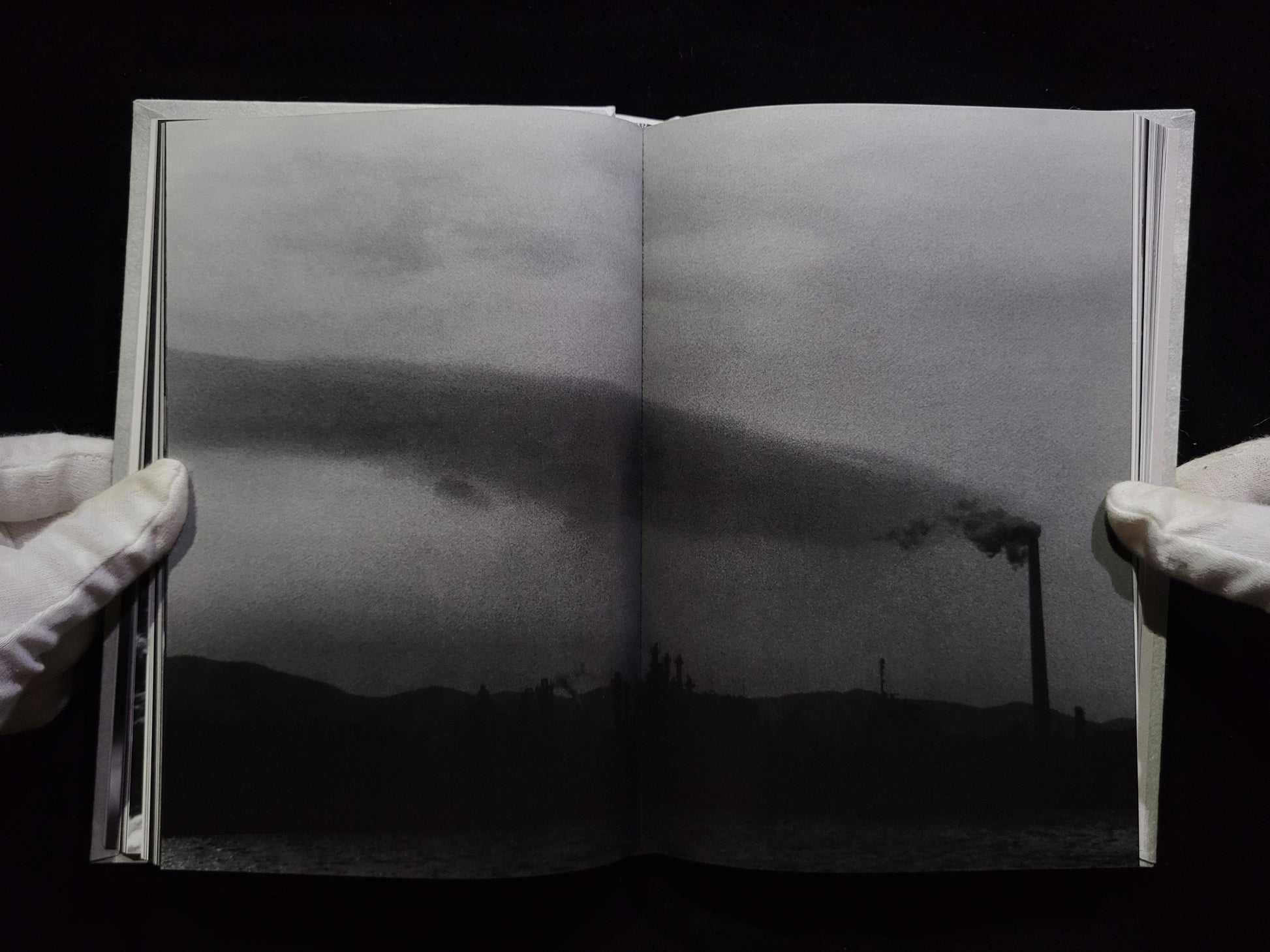 Ango / 野村佐紀子