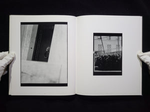 Empire / John Gossage