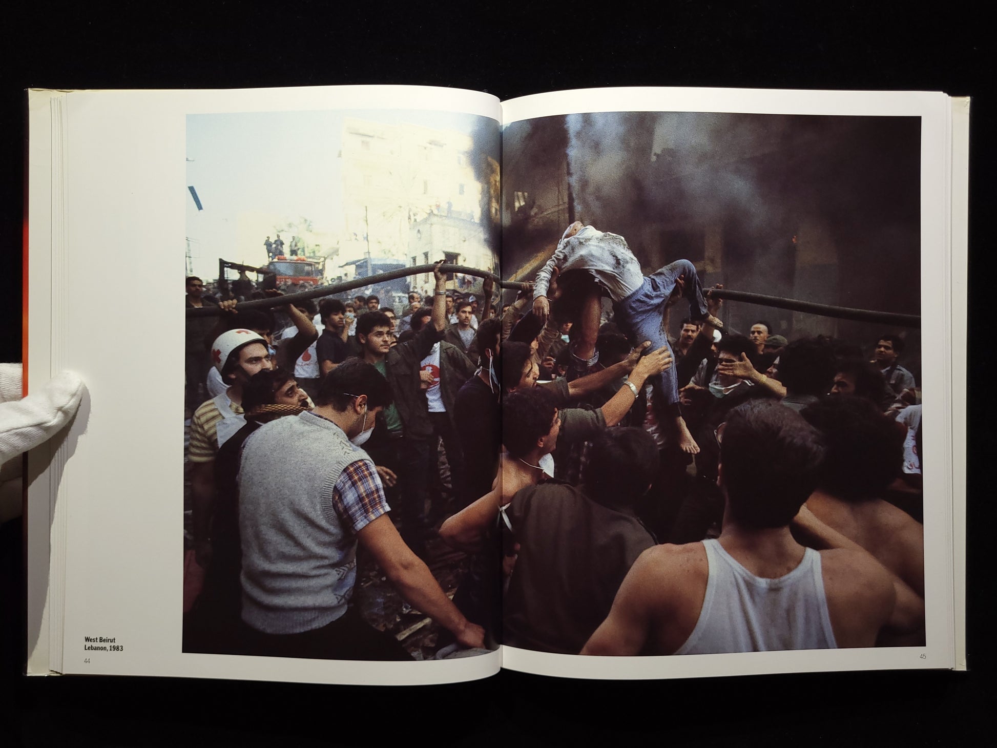 Deeds of War / James Natchway