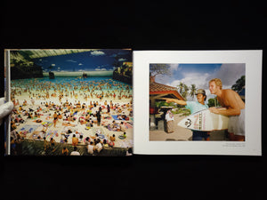 Small World / Martin Parr