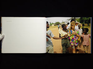 Small World / Martin Parr