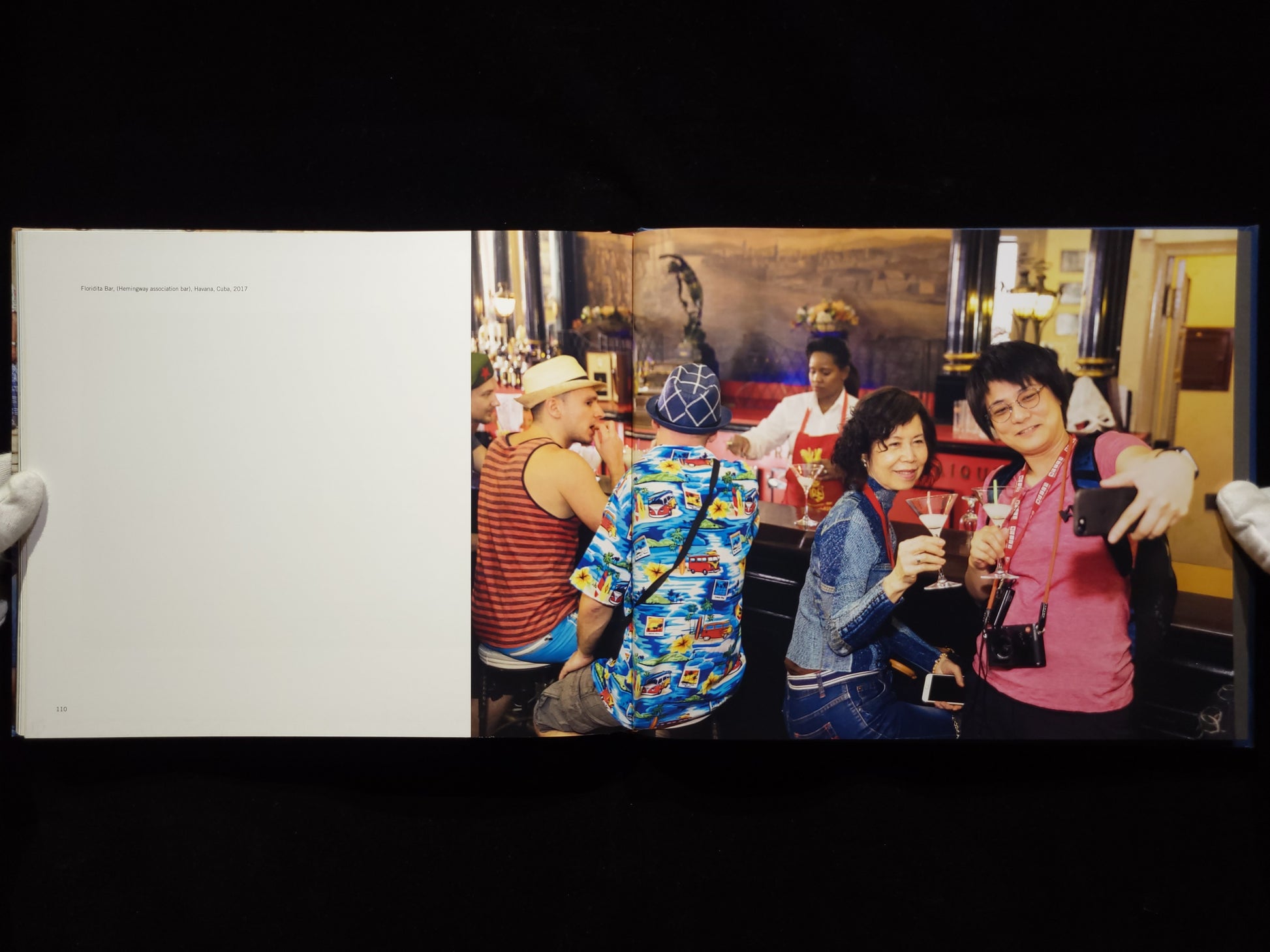 Small World / Martin Parr