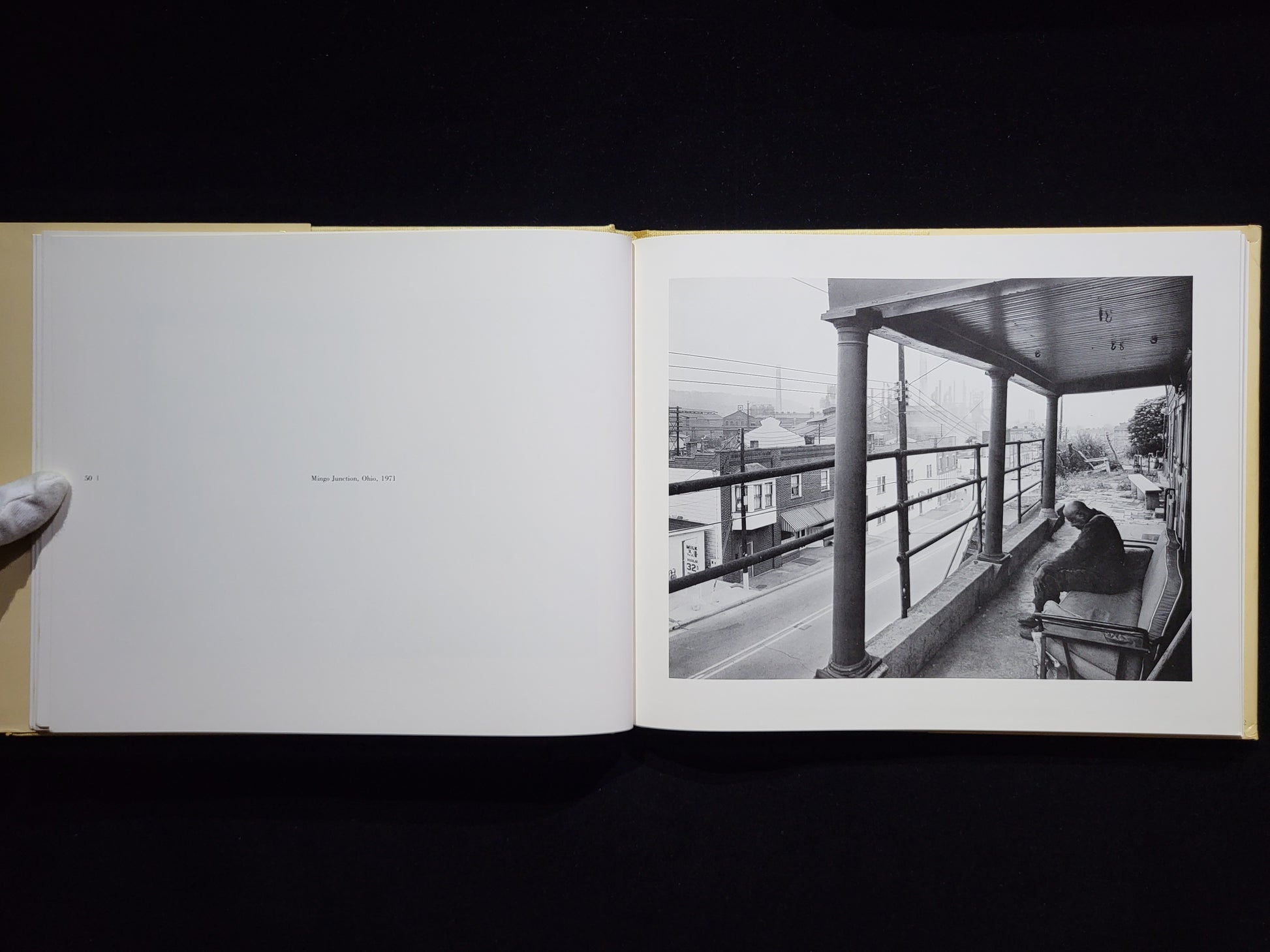 Interior America / Chauncey Hare