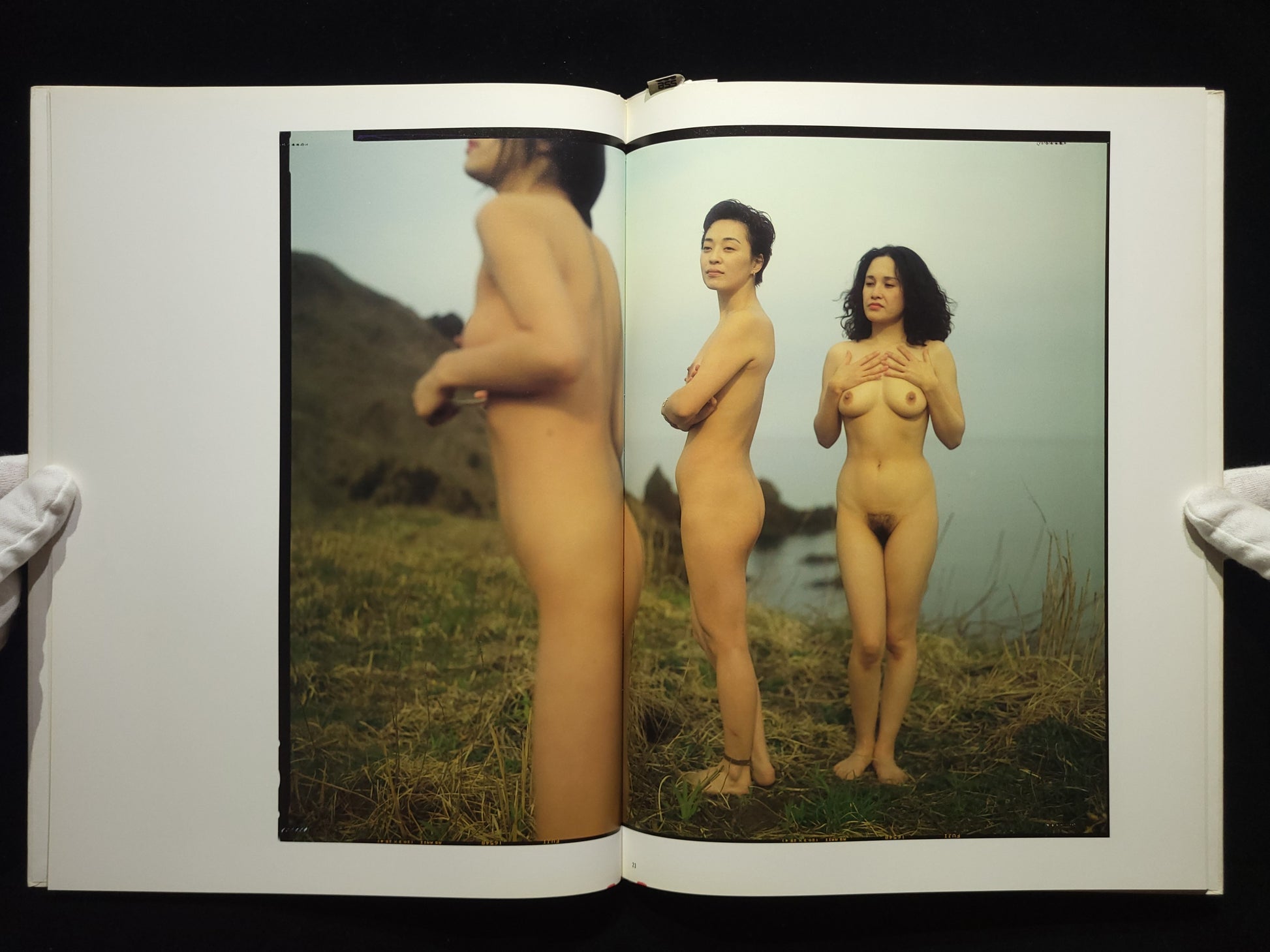 ３women / 上田義彦
