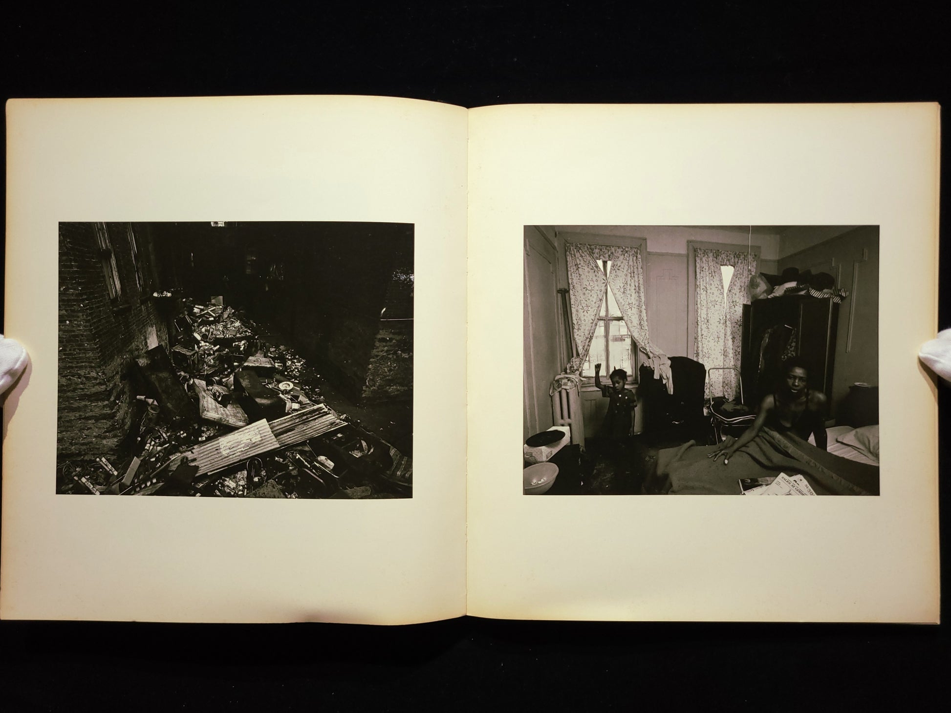 East 100th Street / Bruce Davidson