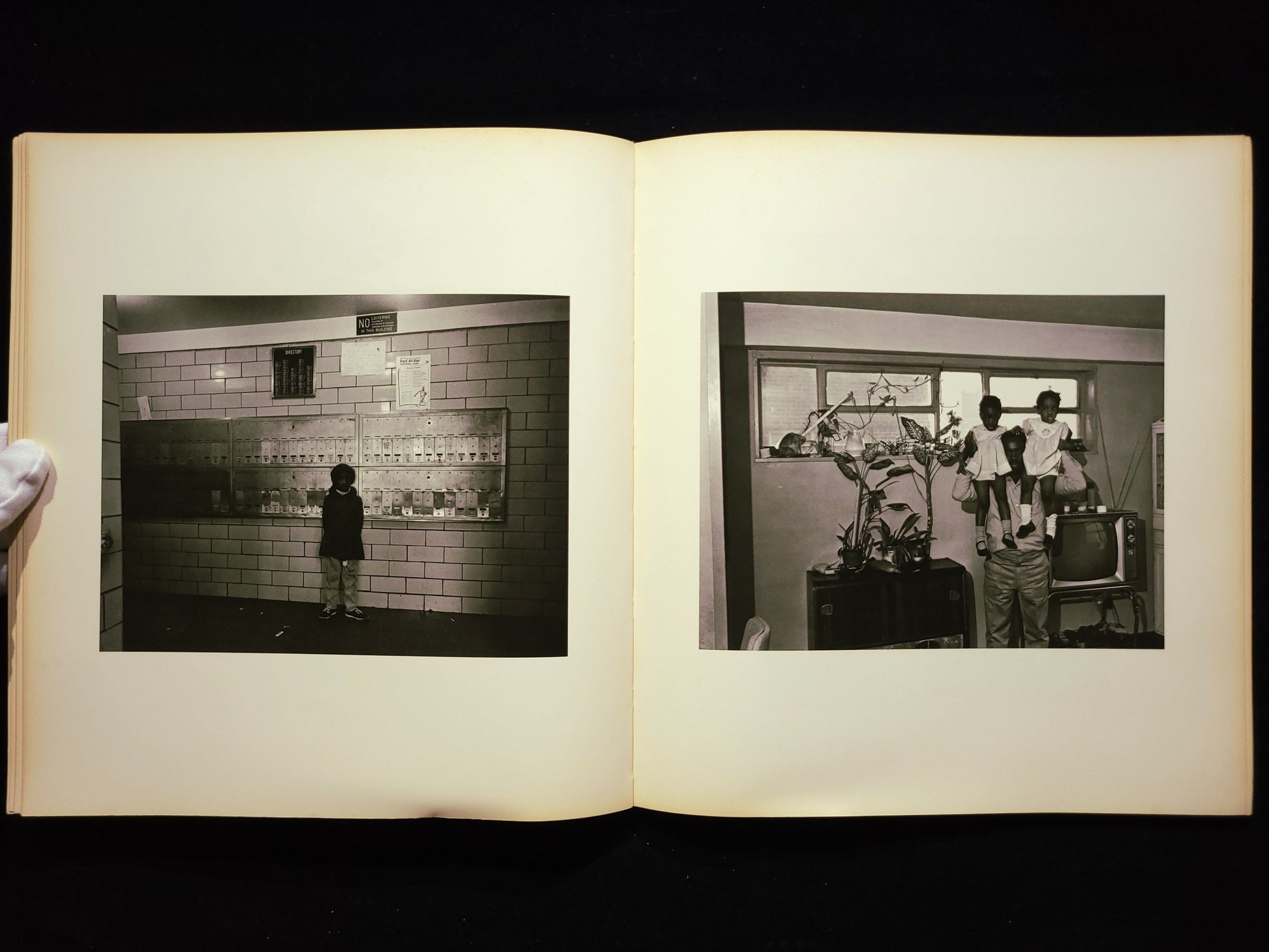 East 100th Street / Bruce Davidson