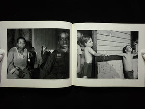 Photographs from One Year / Nicholas Nixon
