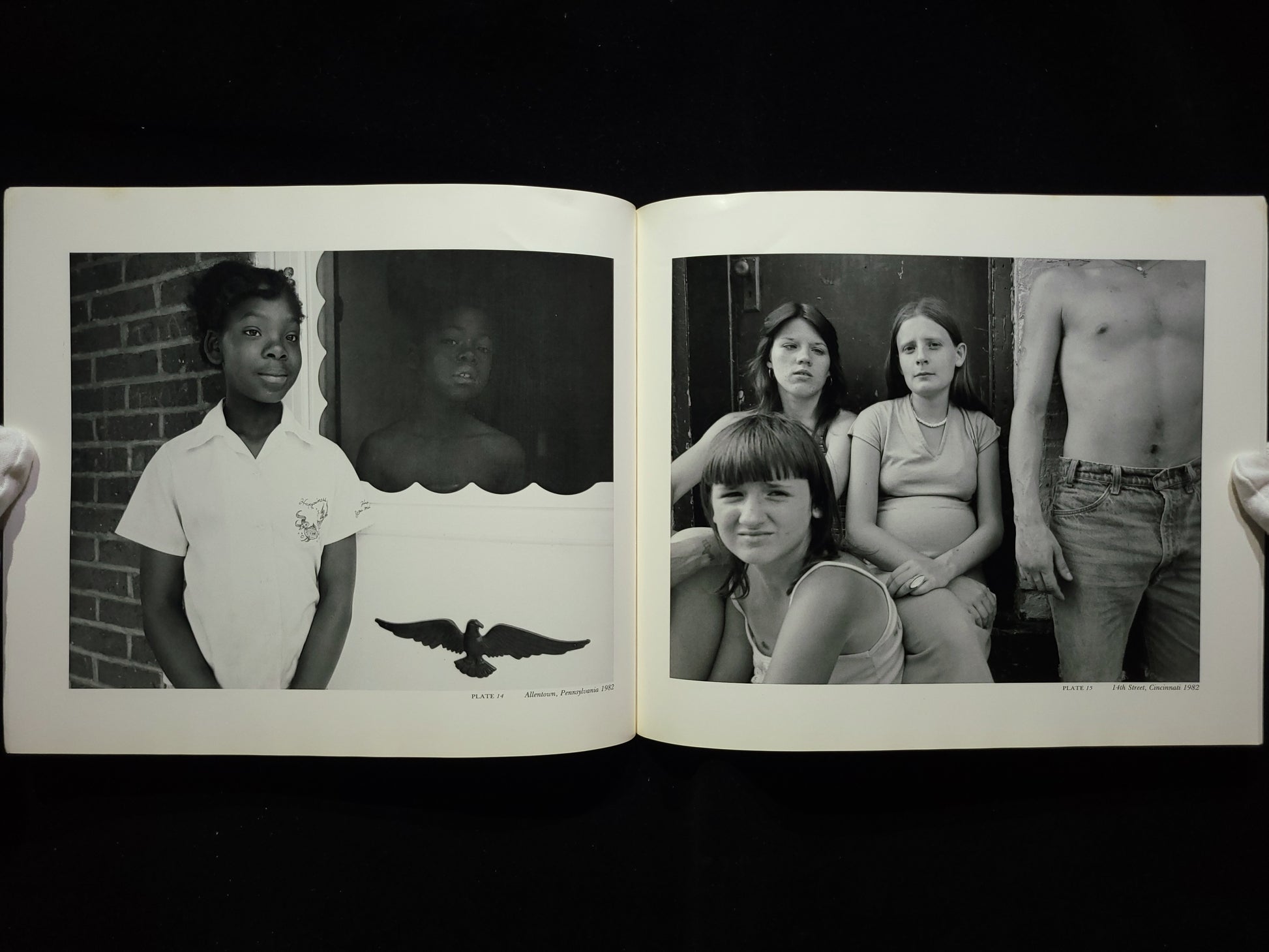 Photographs from One Year / Nicholas Nixon