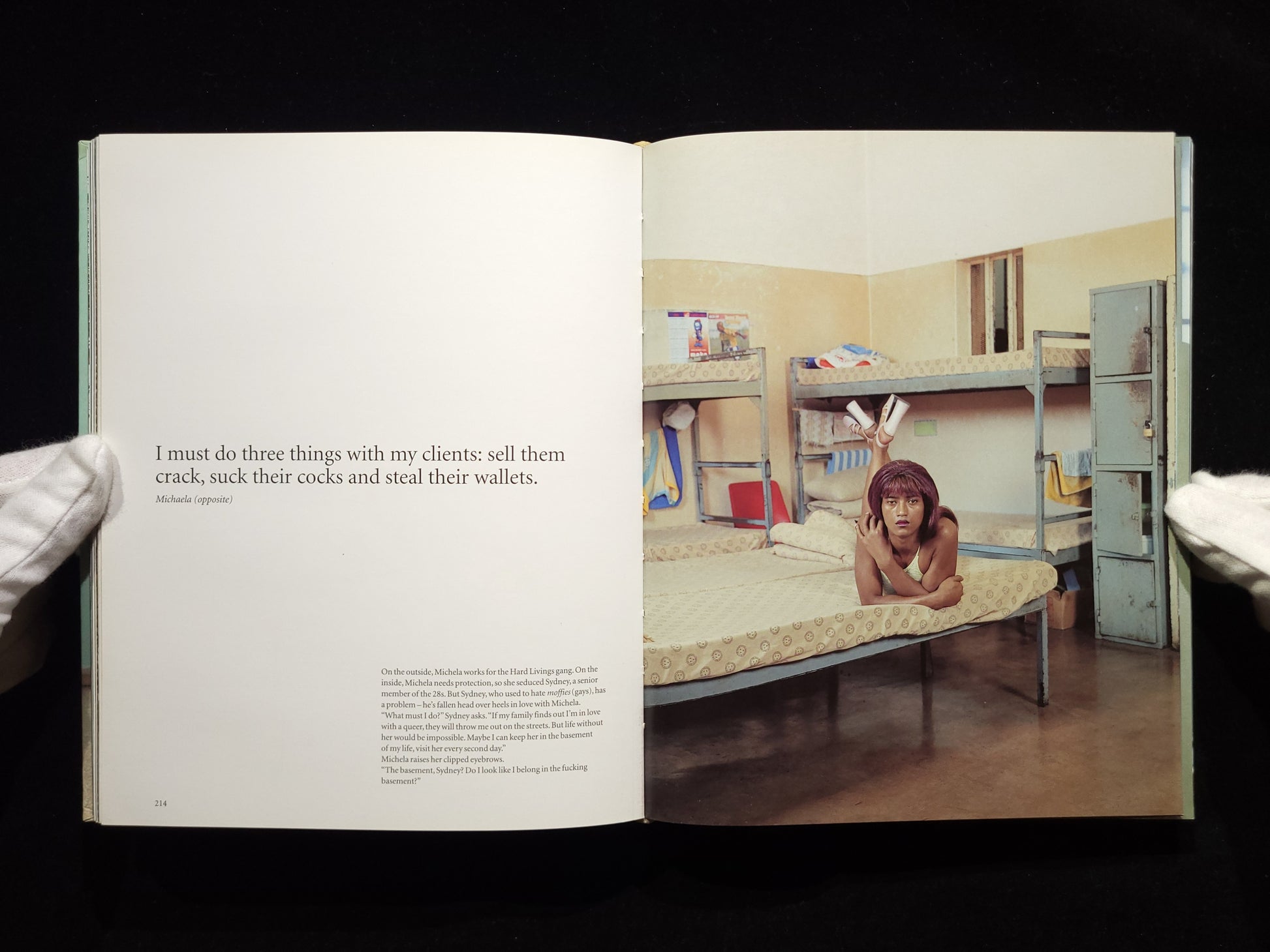 Ghetto / Adam Broomberg & Oliver Chanarin