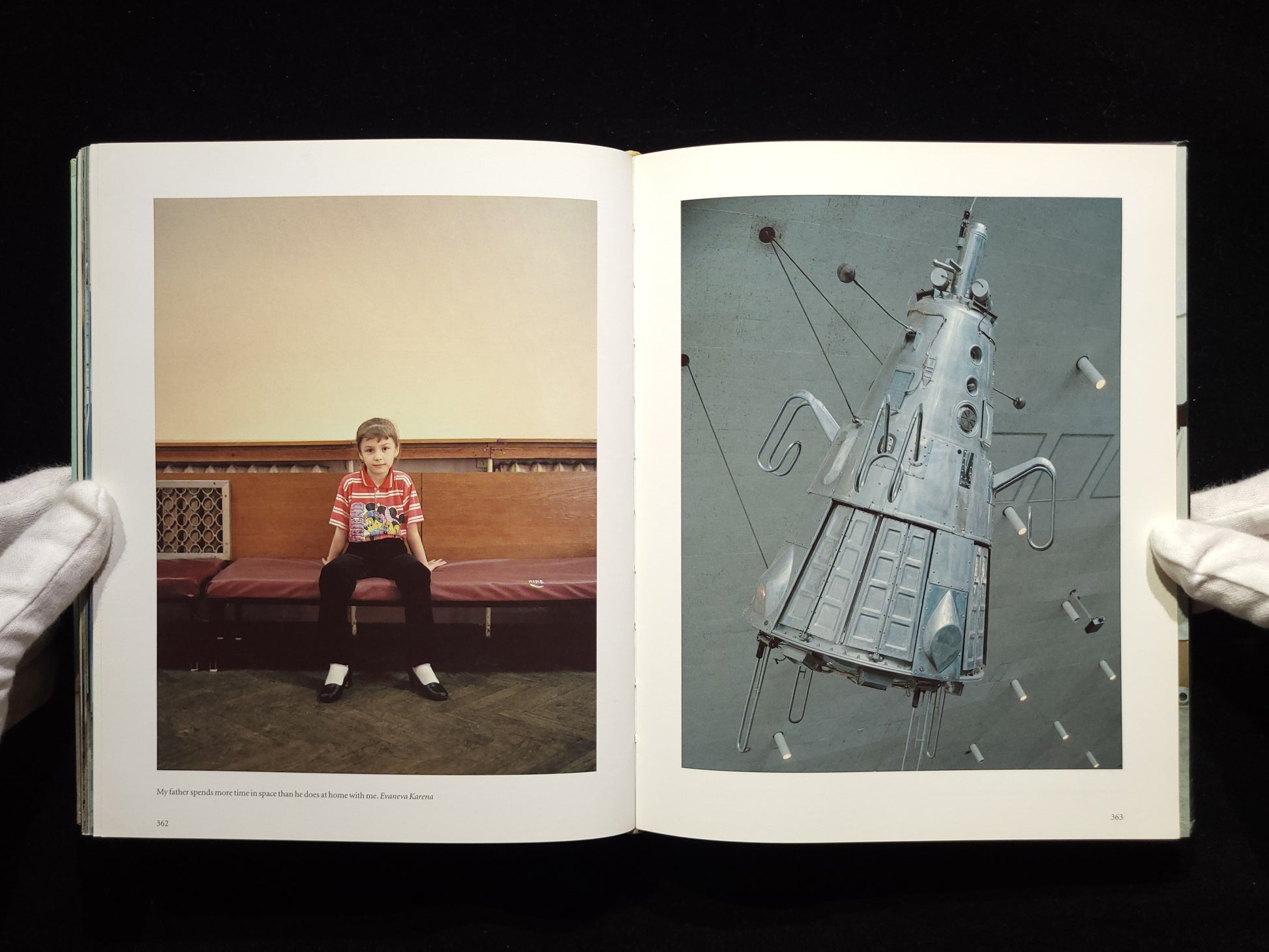 Ghetto / Adam Broomberg & Oliver Chanarin