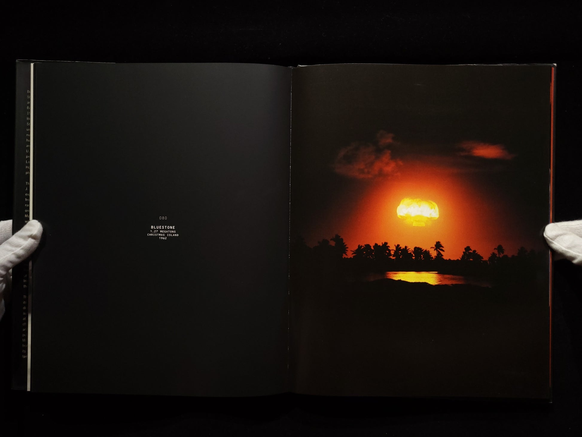 100 Suns / Michael Light 