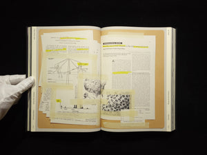 On Mass Hysteria / Laia Abril