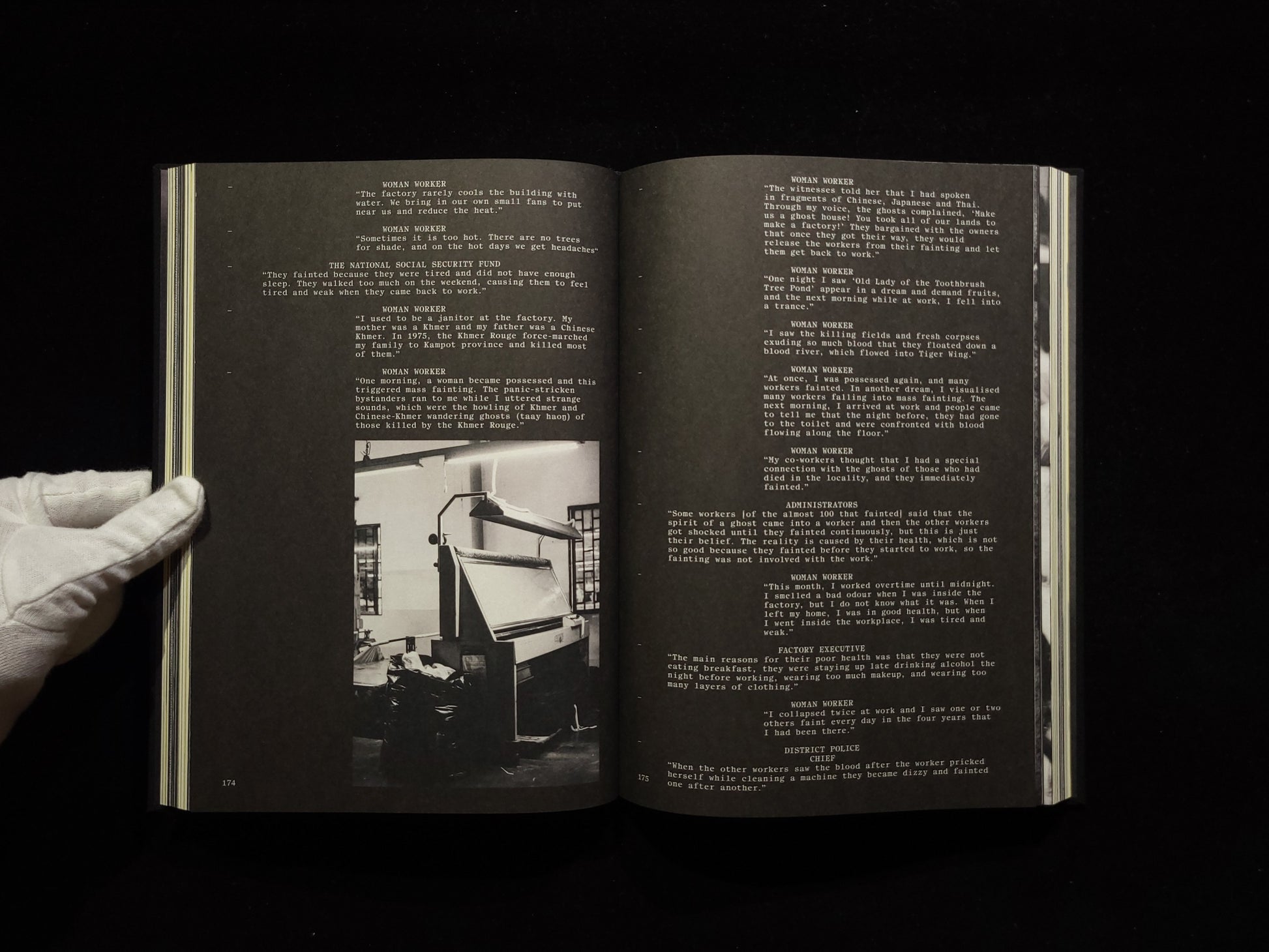 On Mass Hysteria / Laia Abril