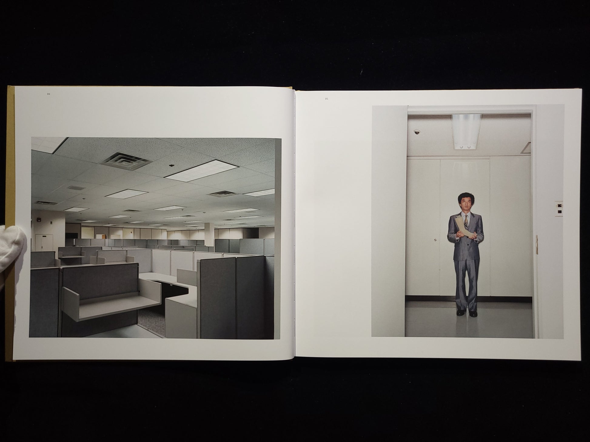 Office / Lars Tunbjörk