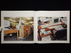Office / Lars Tunbjörk