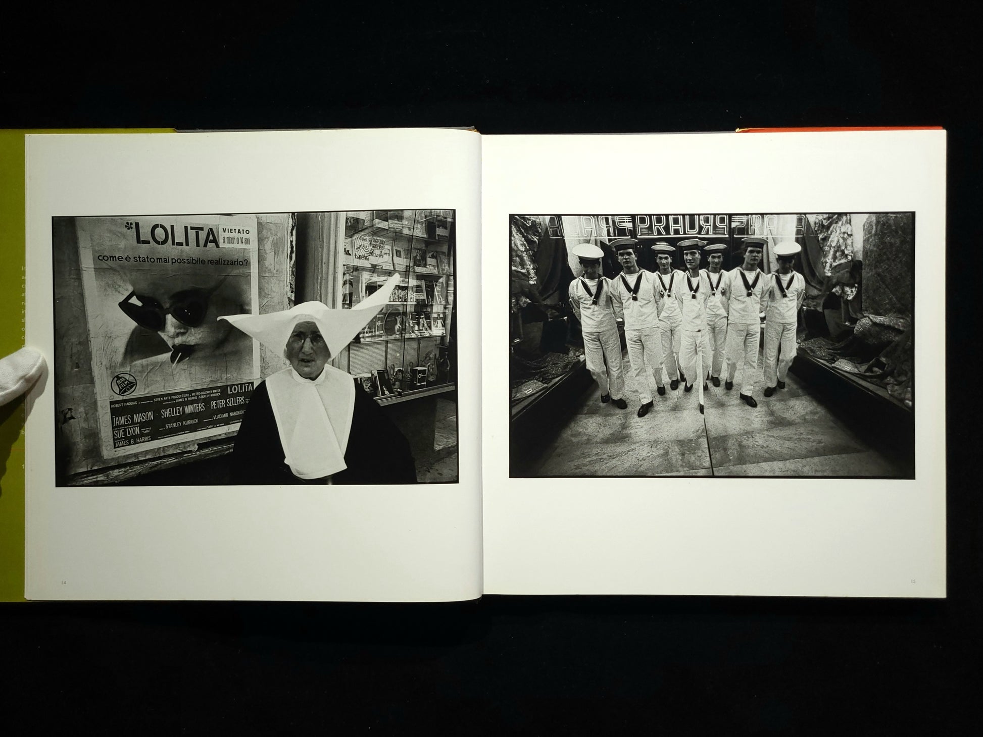 The Italians / Bruno Barbey 