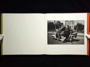 The Italians / Bruno Barbey 