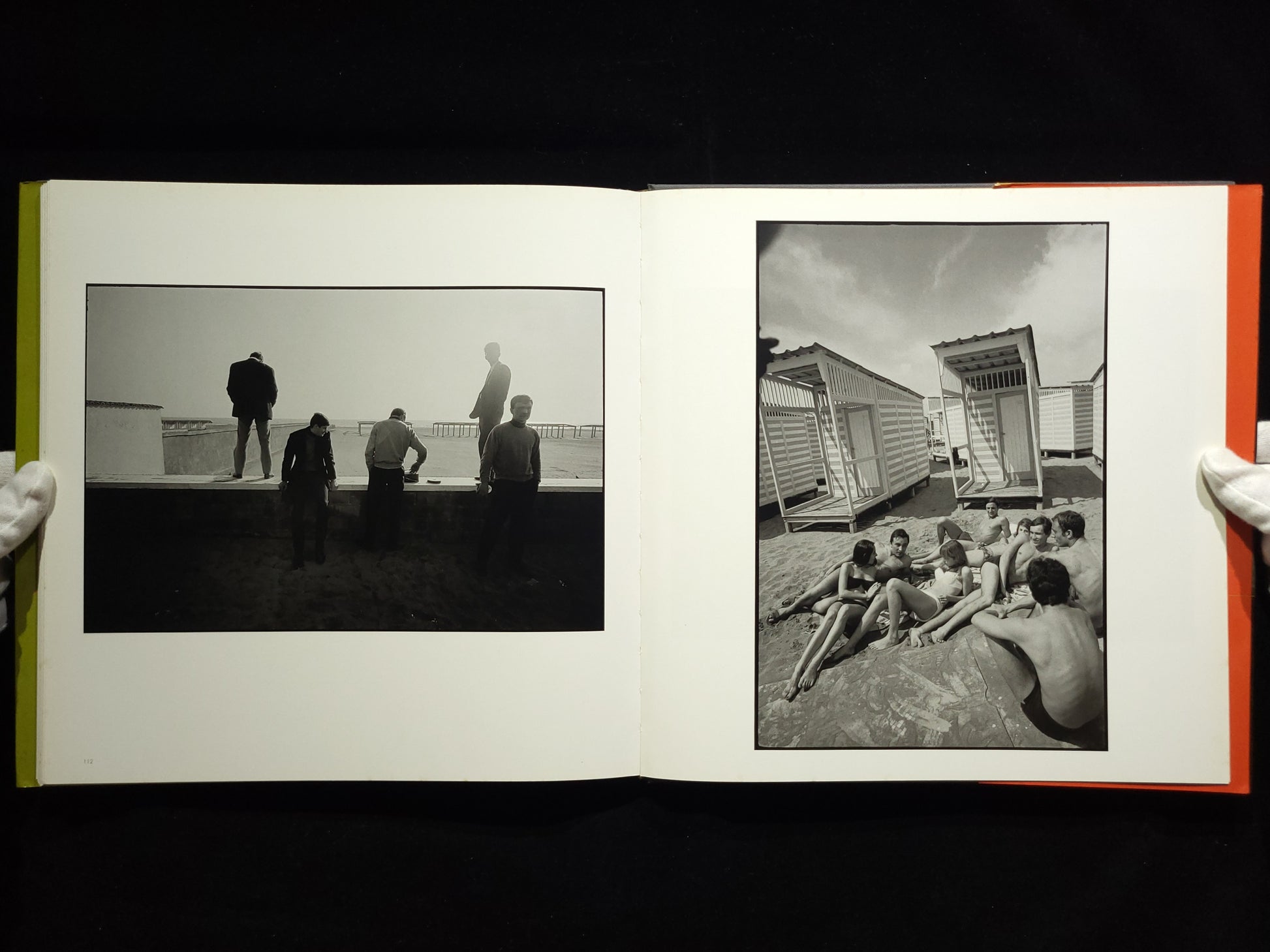 The Italians / Bruno Barbey 