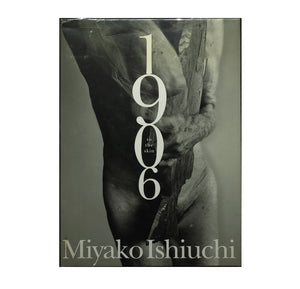 1906 to the skin / 石内都