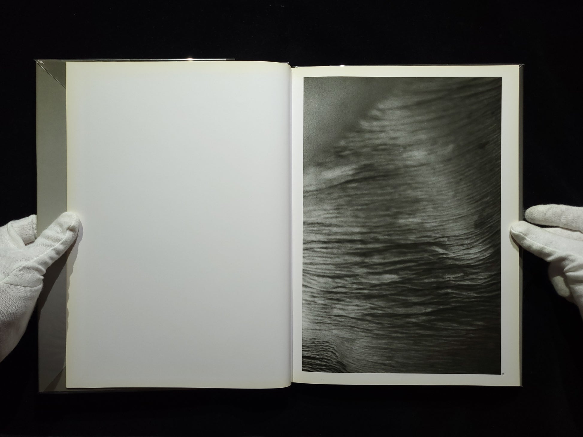 1906 to the skin / 石内都