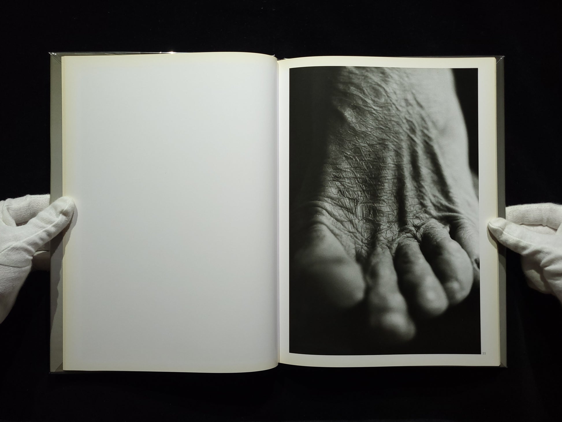 1906 to the skin / 石内都