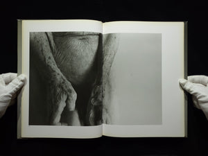 1906 to the skin / 石内都