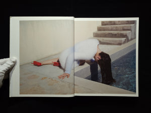 In And Out Of Fashion / Viviane Sassen