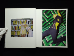 In And Out Of Fashion / Viviane Sassen