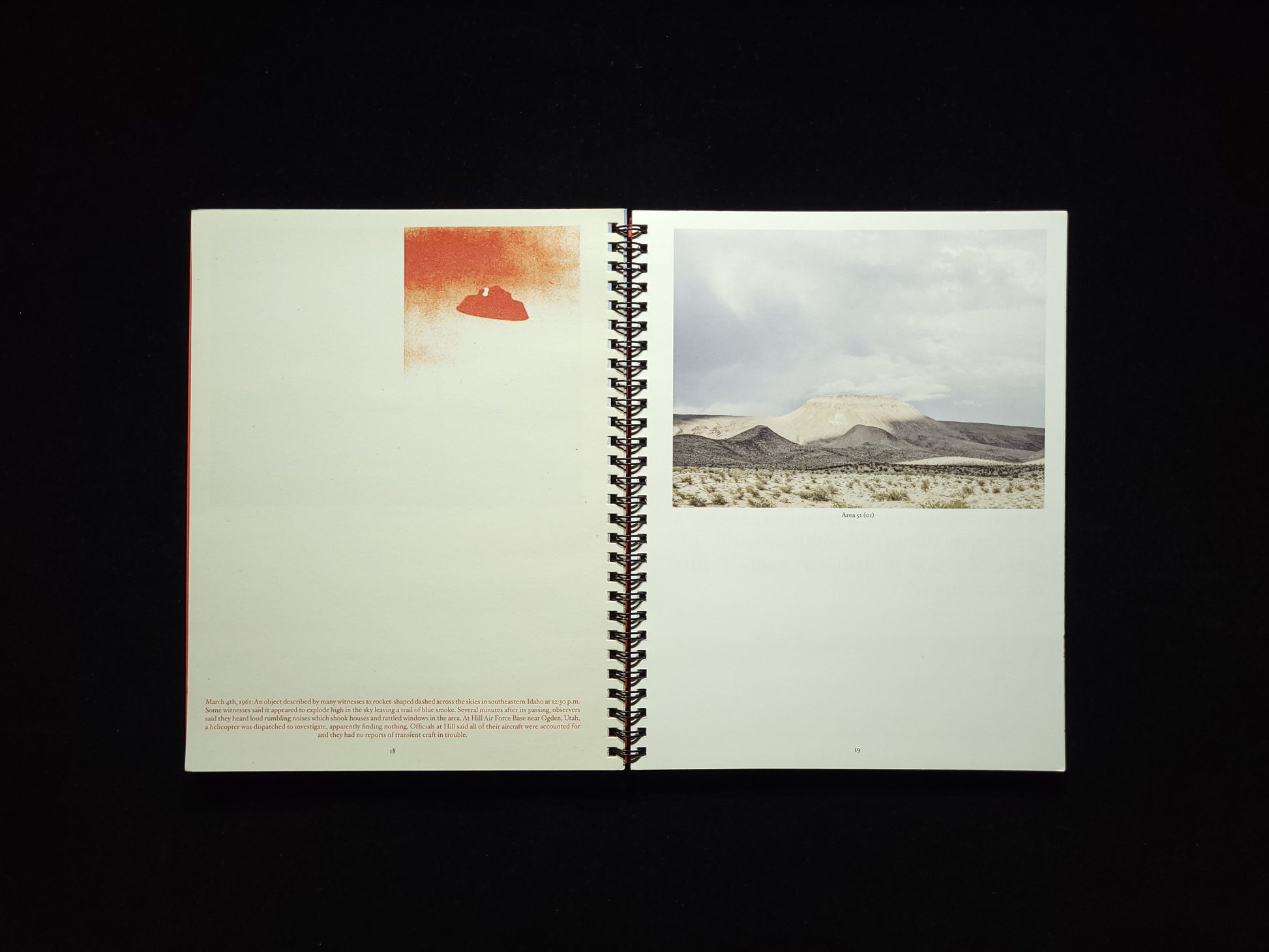 UFO Presences / Javier Arcenillas