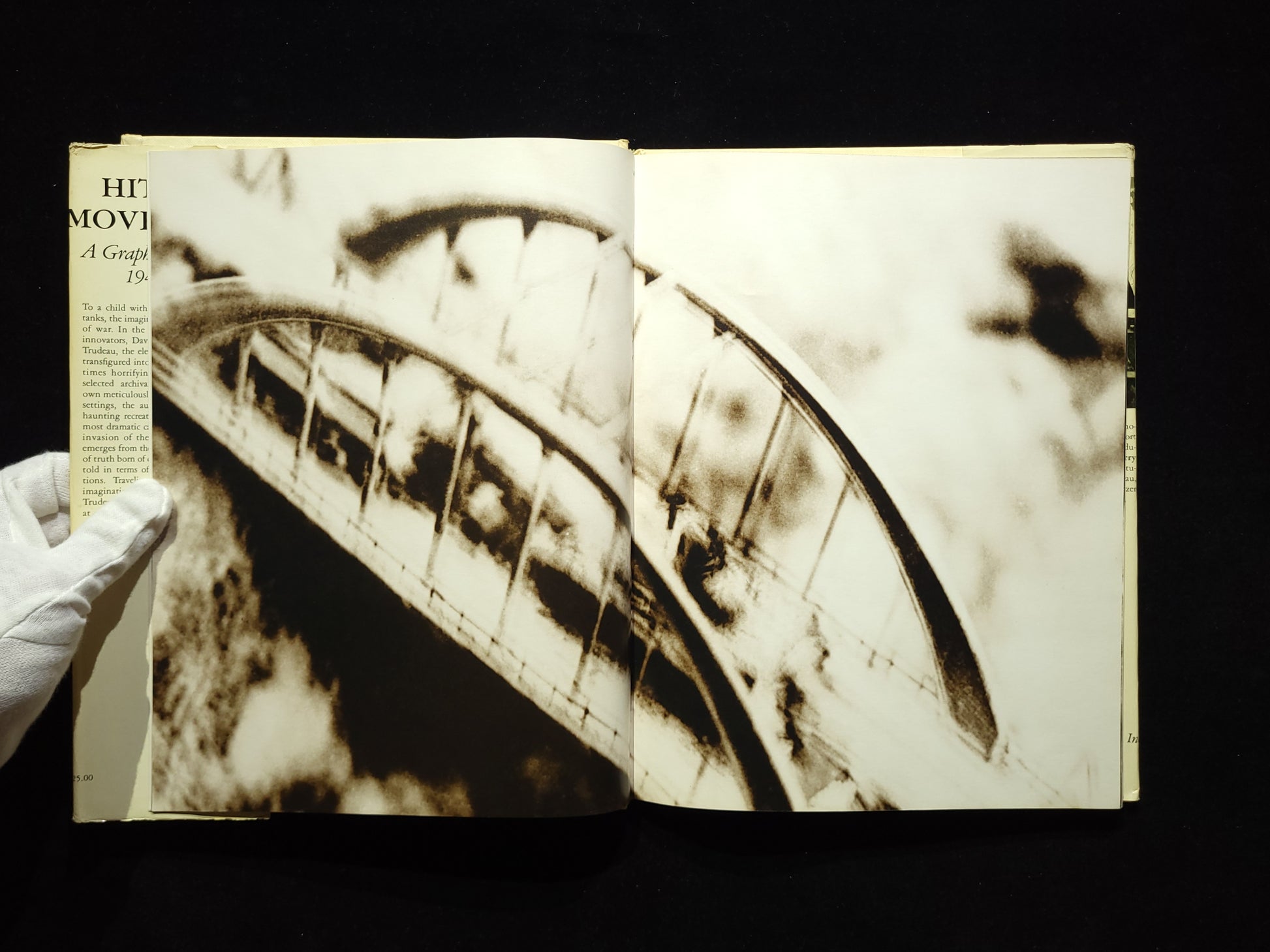 Hitler Moves East / David Levinthal