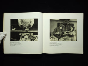 Working : I Do it for the Money / Bill Owens