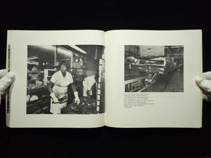 Working : I Do it for the Money / Bill Owens