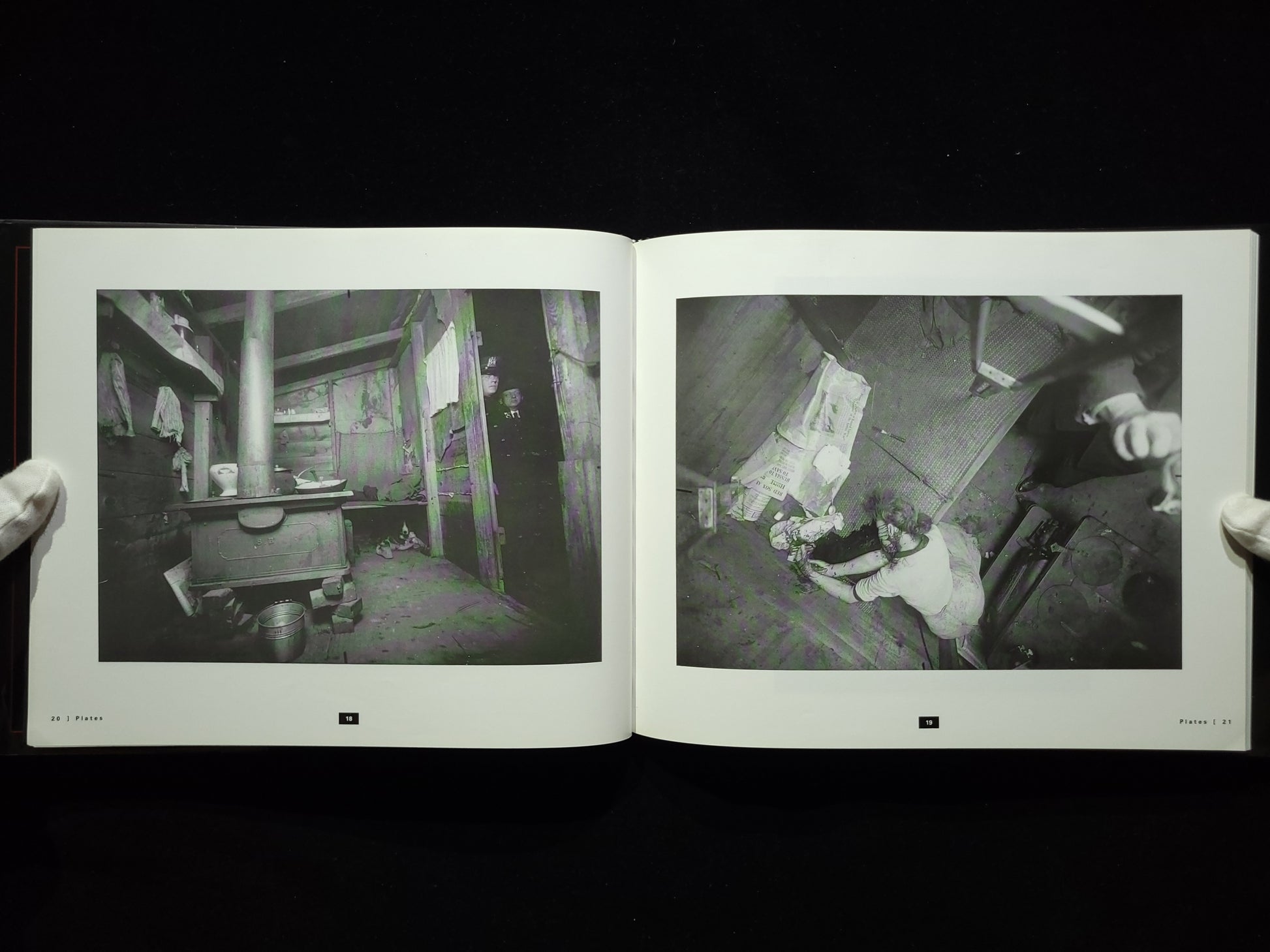 Evidence：NYPD Crime Scene  / Luc Sante