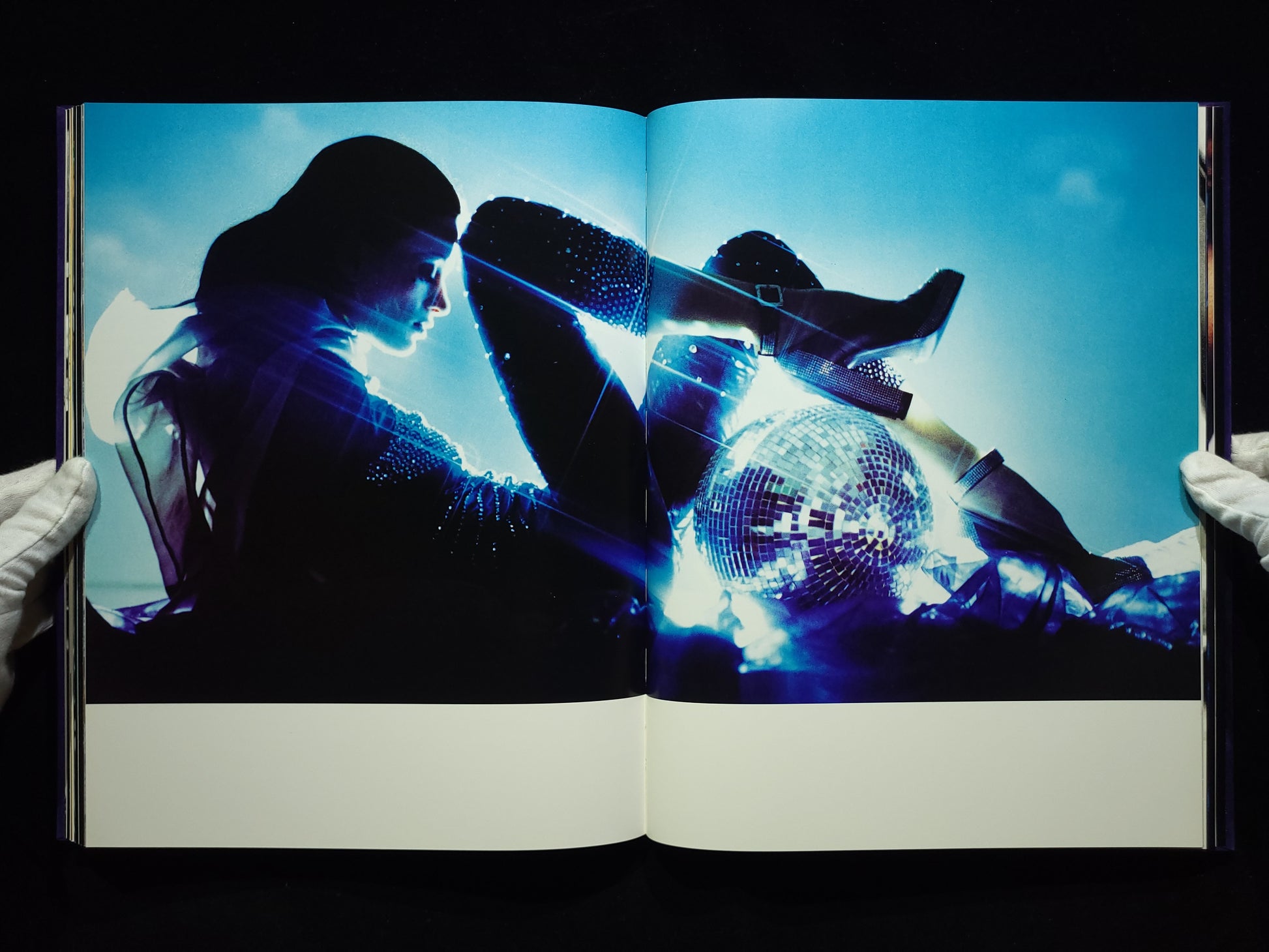 Nicknight：The Blue Velvet Book