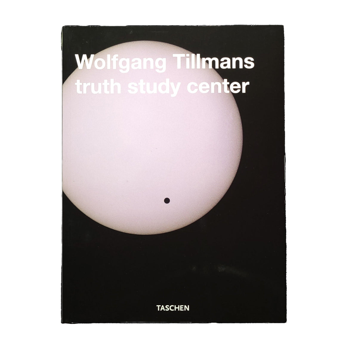 Truth Study Center / Wolfgang Tillmans
