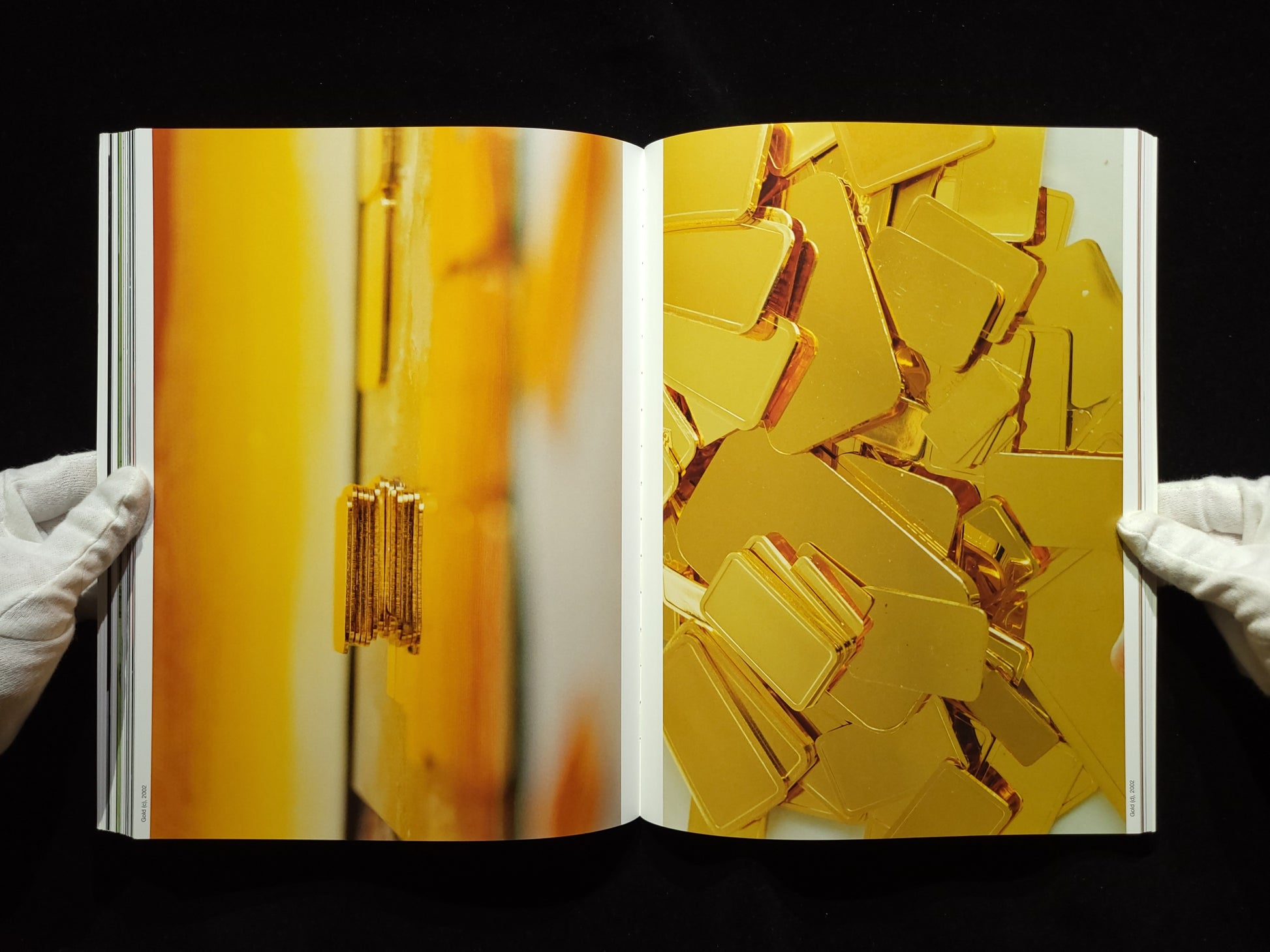 Truth Study Center / Wolfgang Tillmans