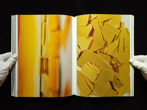 Truth Study Center / Wolfgang Tillmans